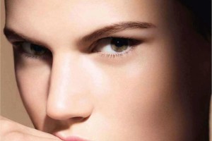 Saskia De Brauw for Giorgio Armani Beauty FW 13.14 Ad Campaign 1