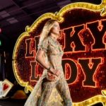 Monday Muse: Moschino Brings Vegas to Hollywood for Resort 2018